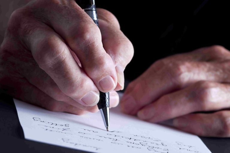 arthritis-pain-185097146-5b034084a9d4f900364342a0