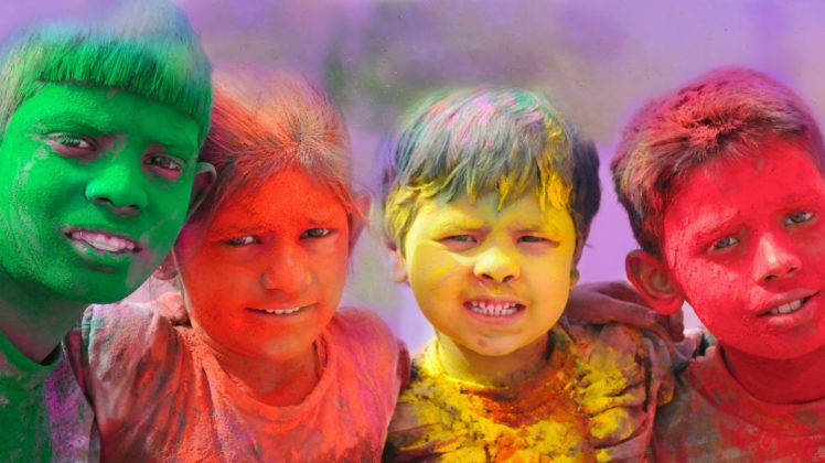 hu race holi