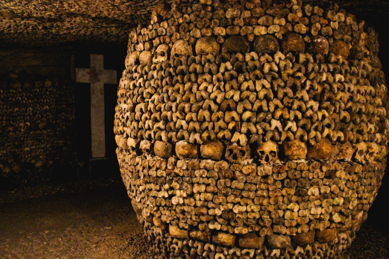 CATACOMB – A COMMONLY RUMOURED HORRIBLE ARCHITECTURE