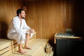 Are Saunas Safe to Use in Extreme Cold? Experts Explain