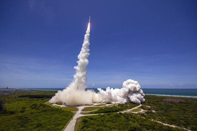 DN2ZRT22P5C3LFVPYG2L745VZI