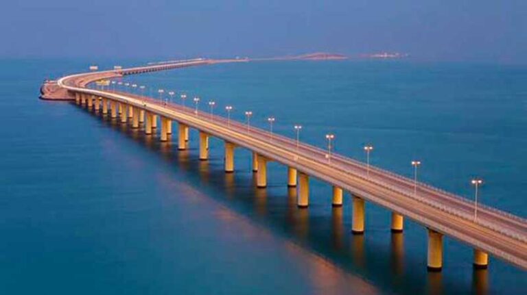 How the Bahrain-Saudi Arabia Causeway Corridor Is Becoming One of the Most Interesting Digital Markets in the Gulf