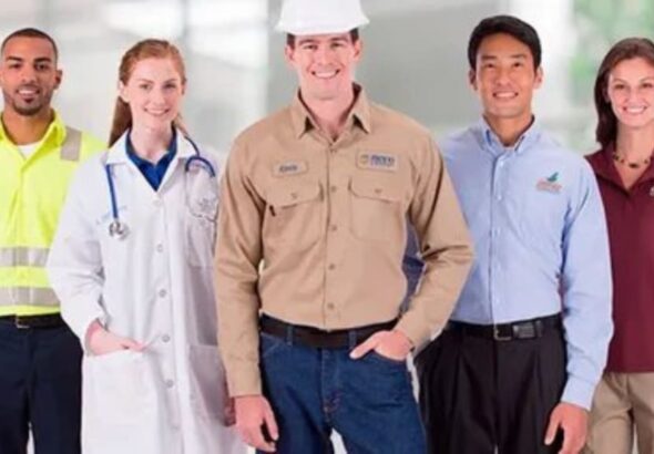 The Ultimate Guide to Choosing the Right Branded Workwear for Your Business