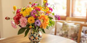 Why Seasonal Blooms Make the Most Impactful Housewarming Presents