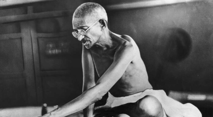 GANDHI