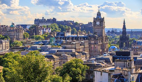 why to visit Edinburgh
